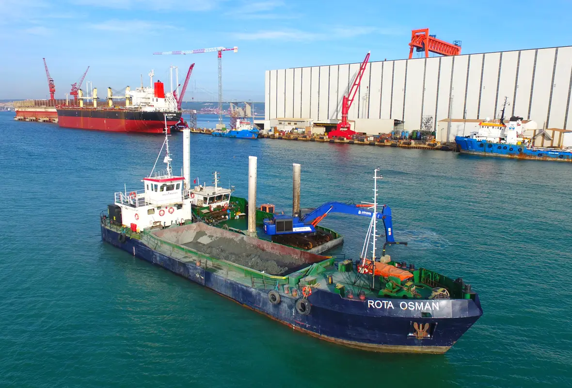 ALTINOVA TERSANESİ DENİZ DİBİ TARAMA PROJESİ.webp