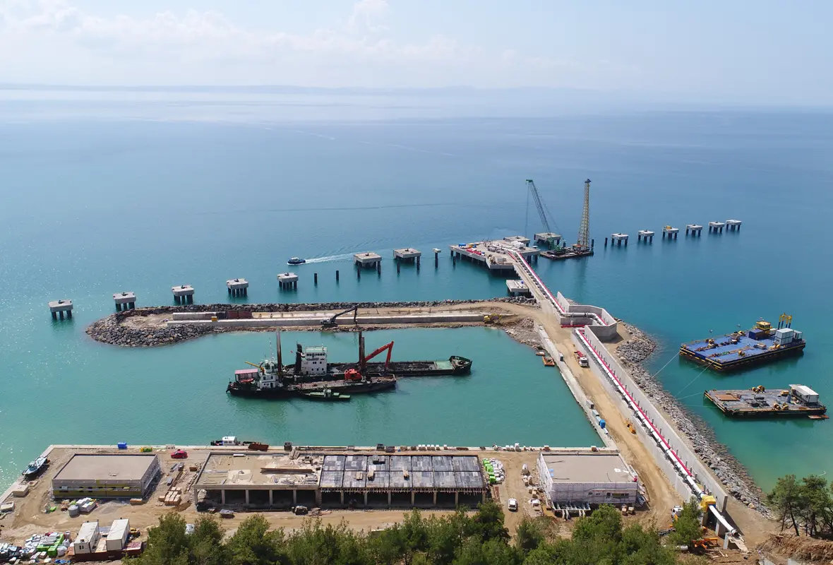 BOTAŞ FSRU TERMİNALİ DENİZ DİBİ TARAMA PROJESİ-5.webp